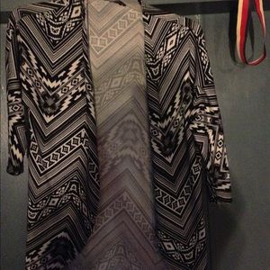Cardigan zig zag pattern